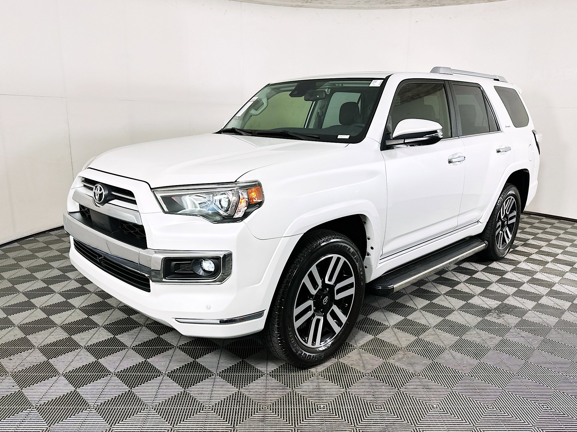 Used 2024 Toyota 4Runner Limited image 7