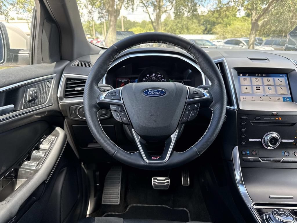 Used 2019 Ford Edge ST w/ Equipment Group 401A AWD/4WD image 17