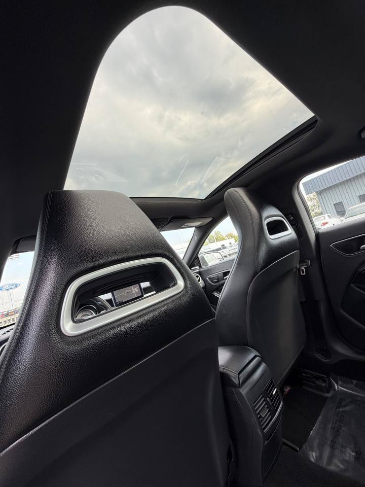 Used 2015 Mercedes-Benz CLA 250 image 33