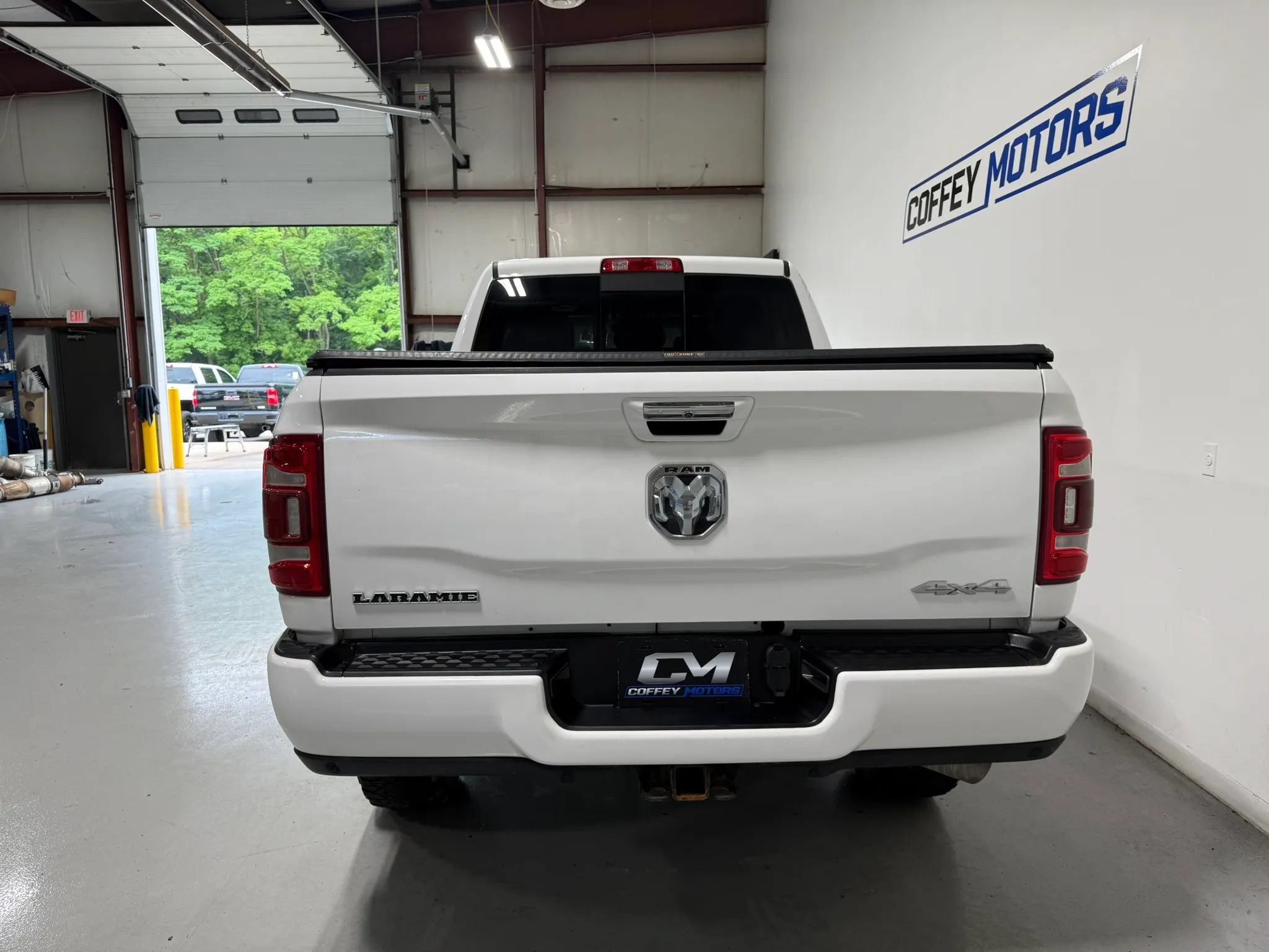 Used 2020 RAM 2500 Laramie w/ Body Color Bumper Group AWD/4WD image 5