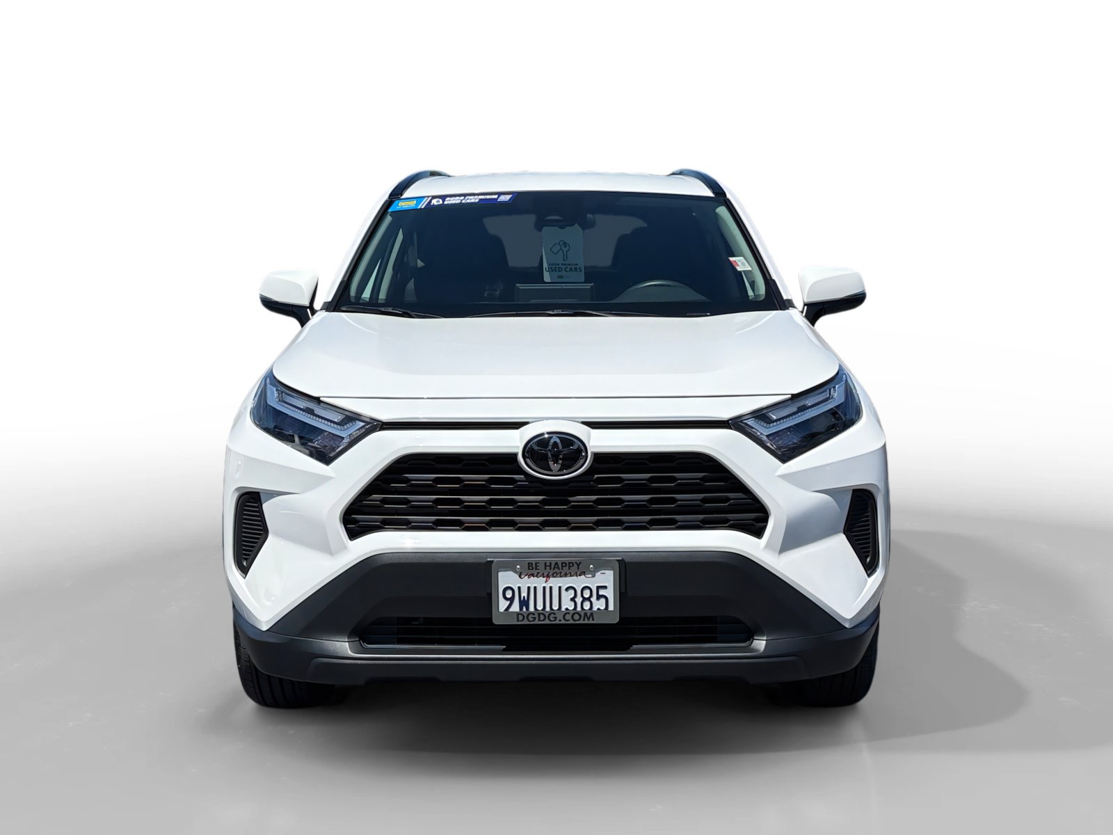 Used 2025 Toyota RAV4 XLE FWD image 8