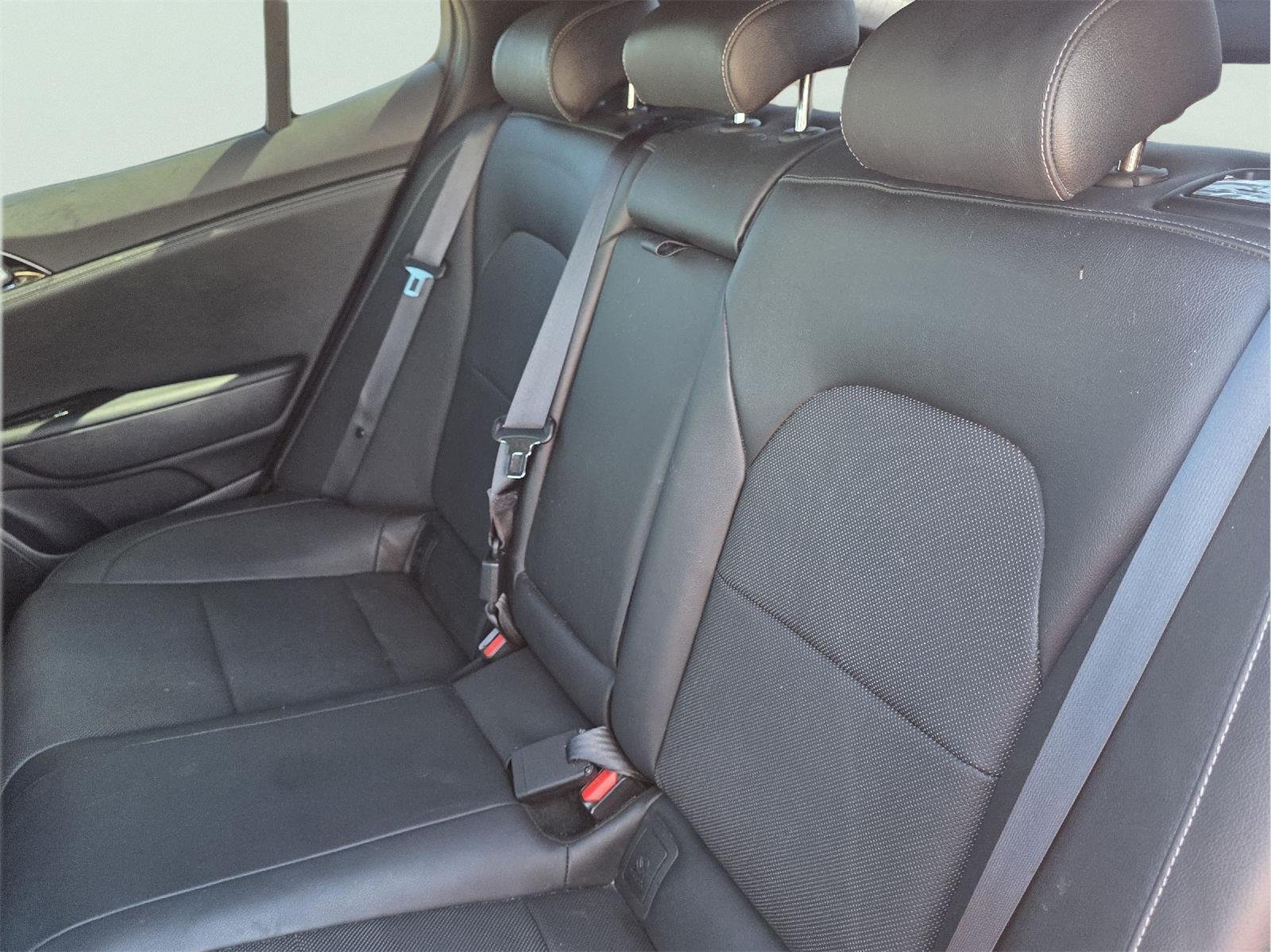 Used 2023 Kia Stinger GT-Line w/ Sun & Sound Package RWD image 27