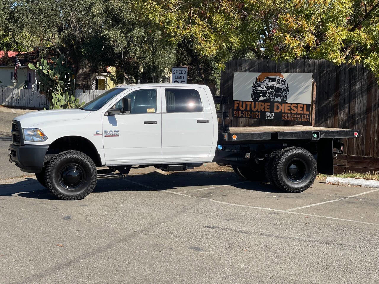 Used 2014 RAM 3500 Tradesman image 2