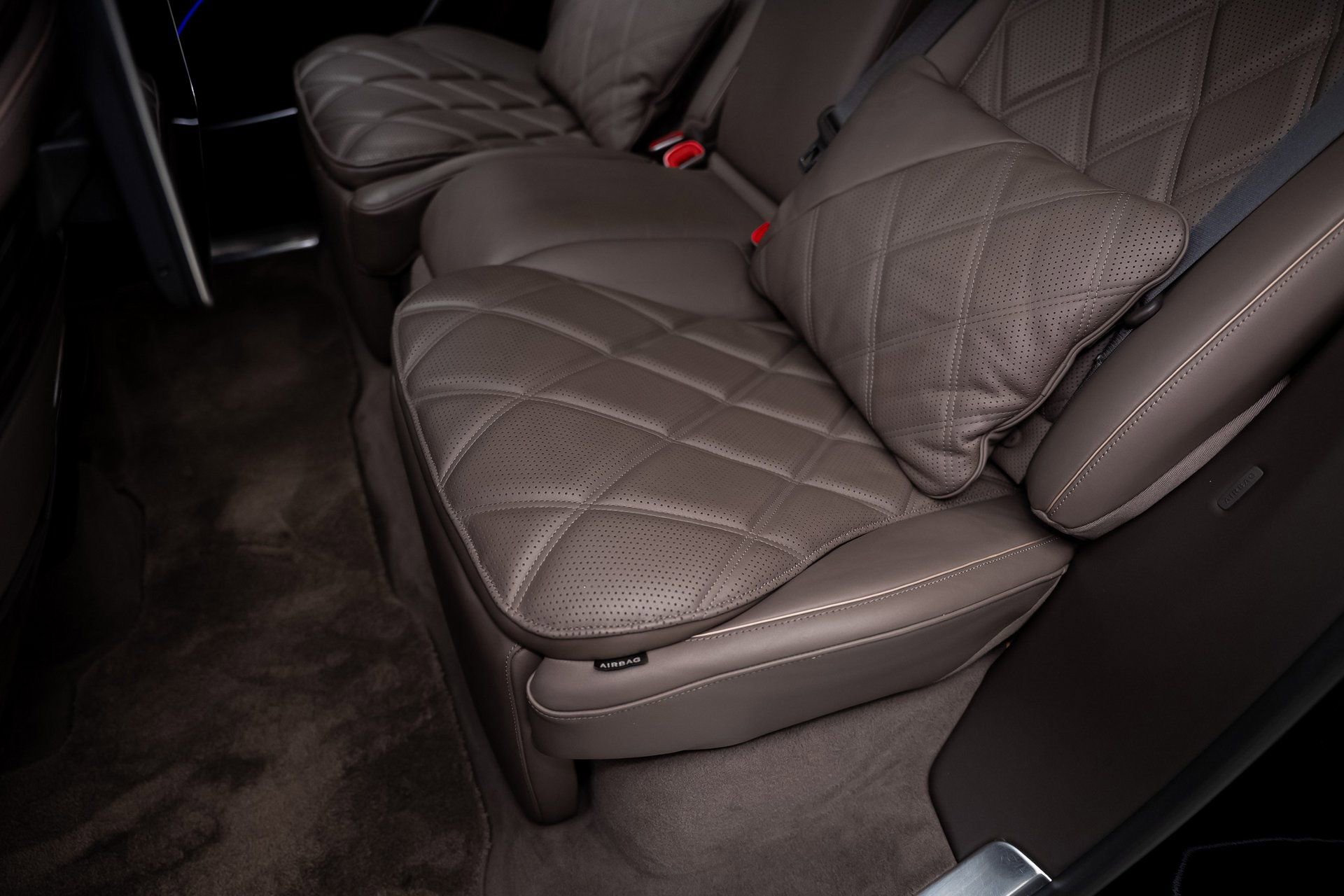 Used 2024 Mercedes-Benz Maybach EQS 680 4MATIC image 67