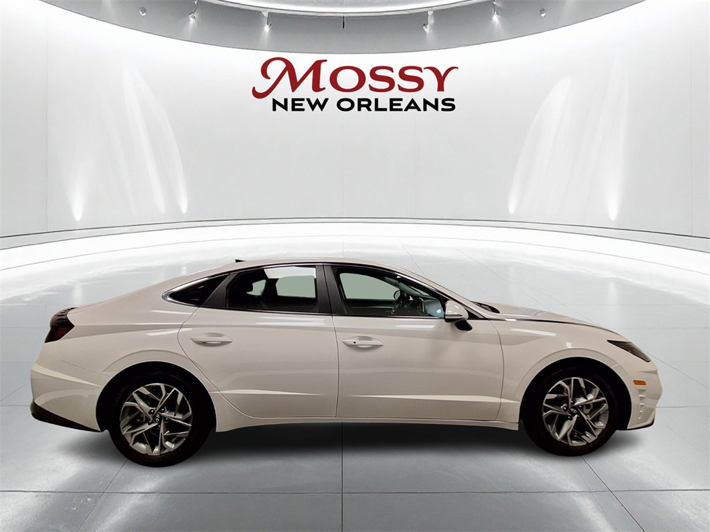 Used 2022 Hyundai Sonata SEL w/ Cargo Package image 4