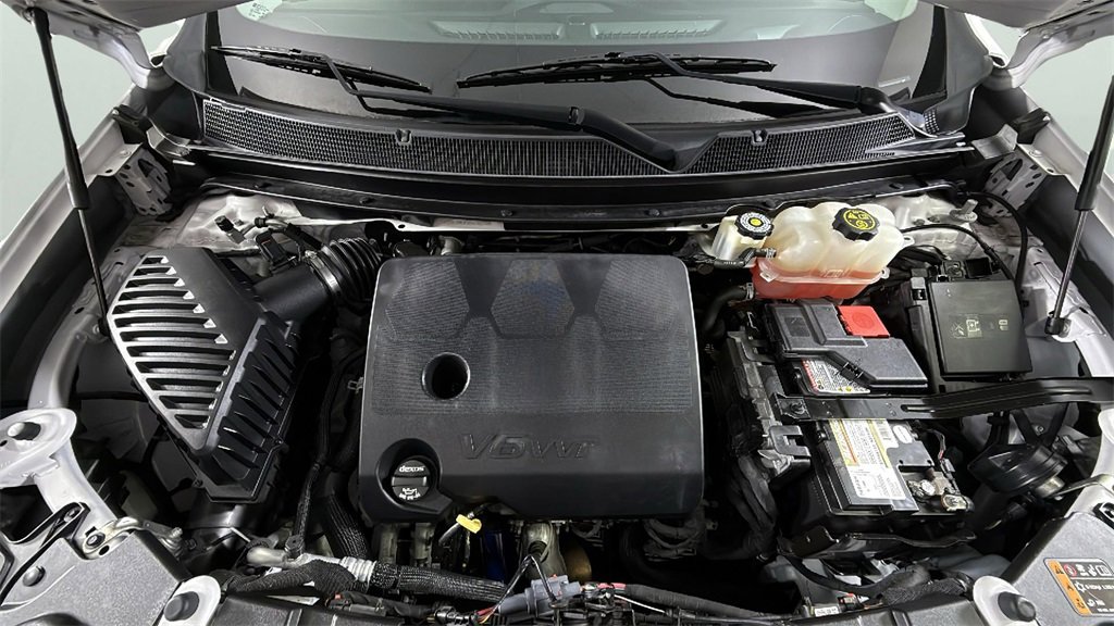 Used 2021 Chevrolet Traverse High Country w/ LPO, 'HIT The Road' Package image 41