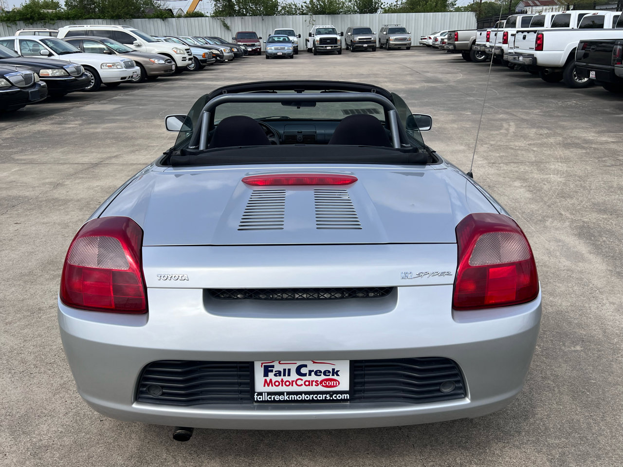 Used 2002 Toyota MR2 image 6