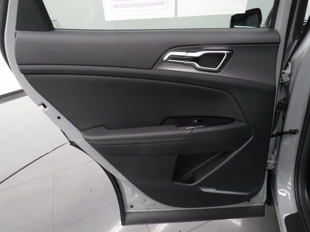 Used 2024 Kia Sportage SX image 29