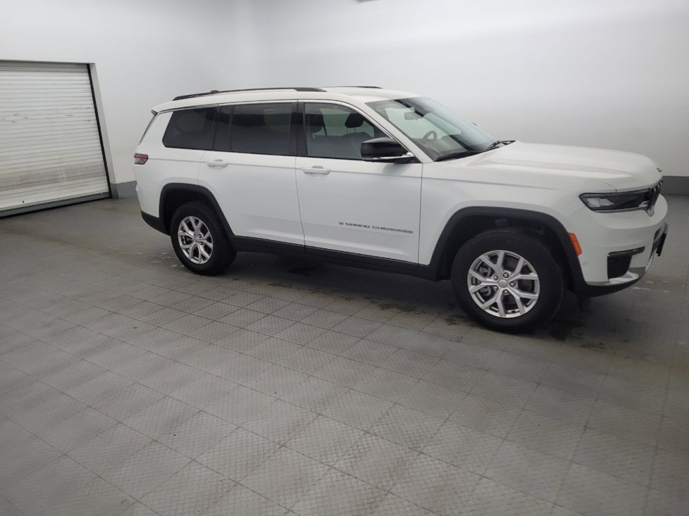 Used 2022 Jeep Grand Cherokee L Limited w/ Luxury Tech Group II image 11