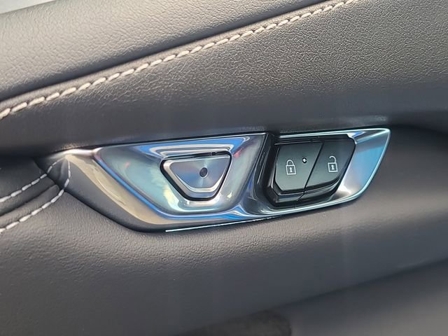 New 2026 Chevrolet Corvette E-Ray image 16