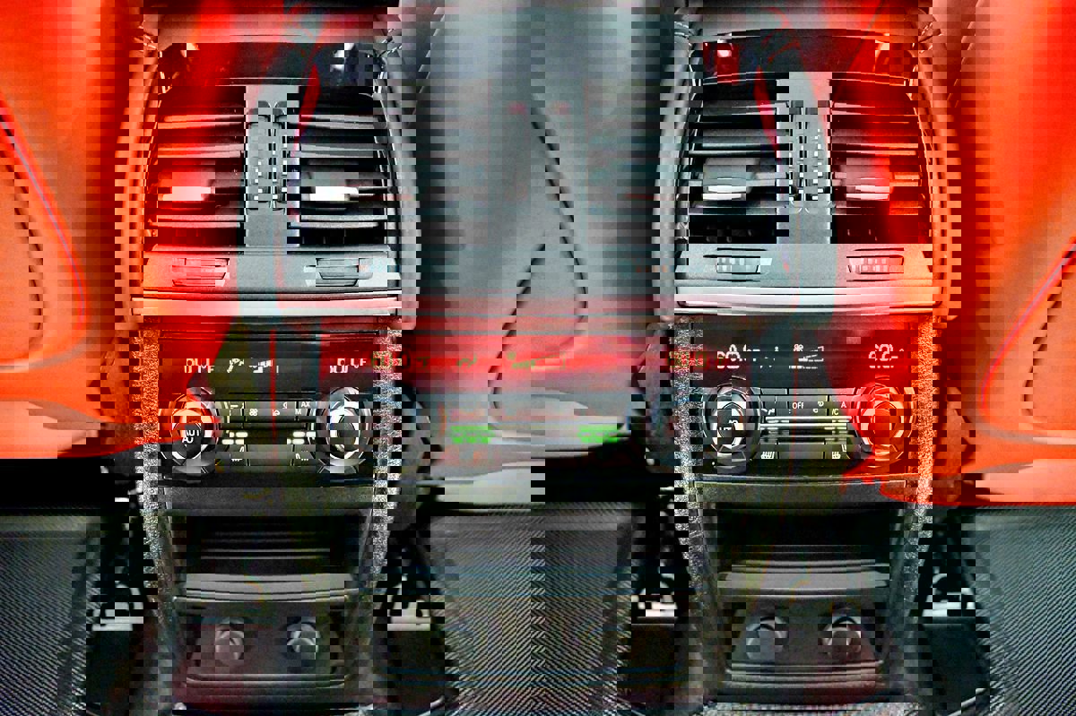 Used 2016 BMW X5 M image 48