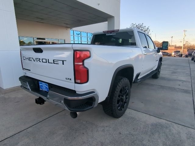 Used 2025 Chevrolet Silverado 2500 LTZ w/ LTZ Premium Package AWD/4WD image 7
