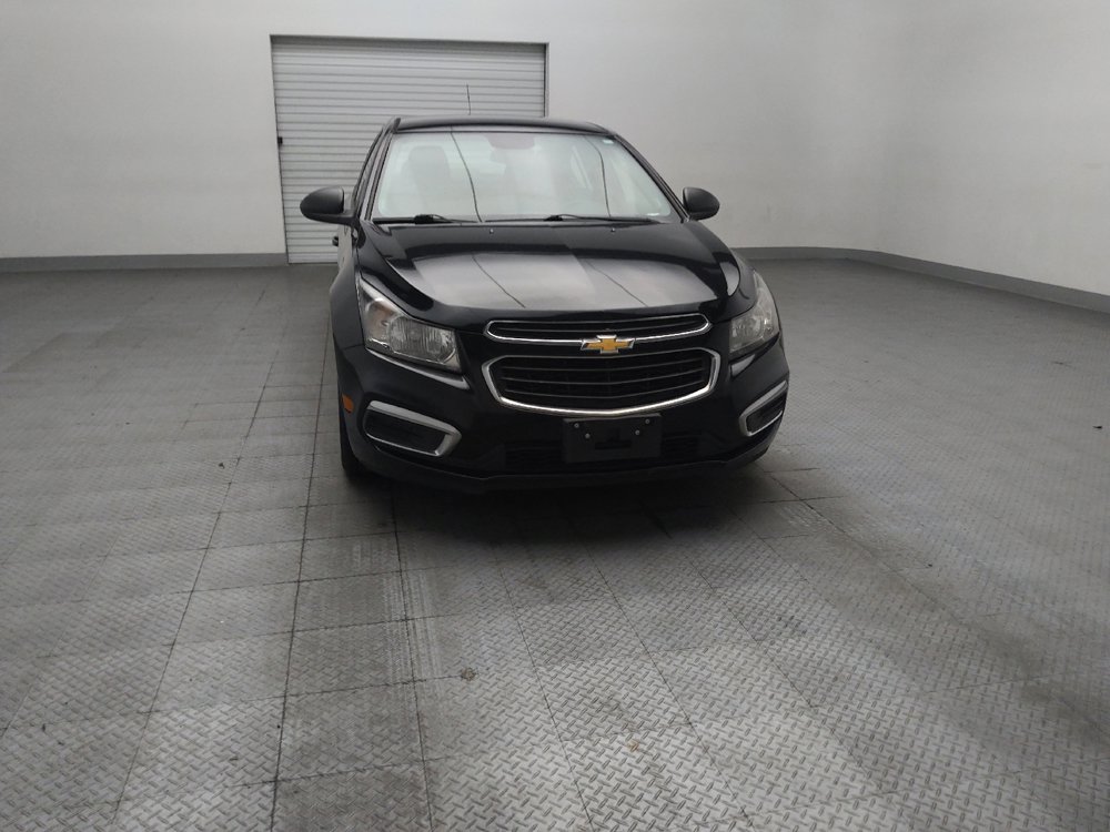 Used 2015 Chevrolet Cruze LS FWD image 14