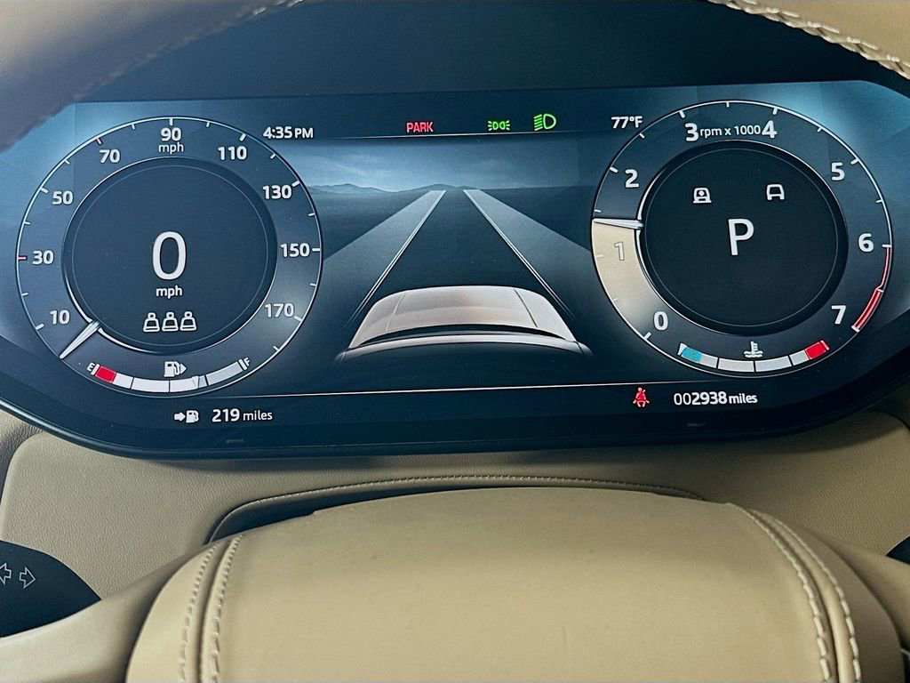 Used 2023 Land Rover Range Rover SE image 13