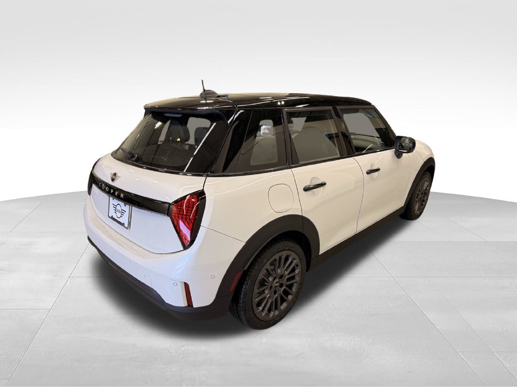 Certified 2026 MINI Cooper 4-Door Hardtop FWD image 6