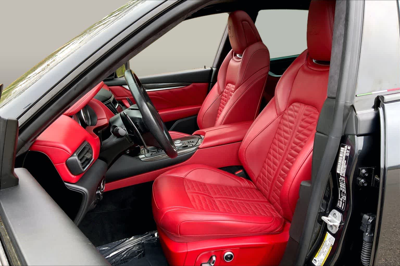 Used 2021 Maserati Levante Trofeo AWD/4WD image 9
