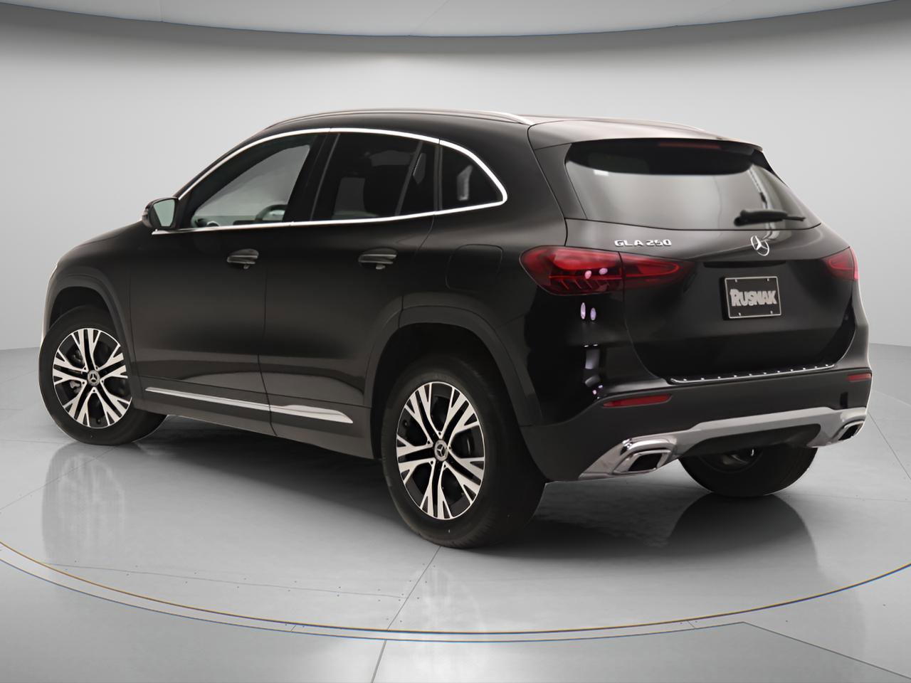 New 2026 Mercedes-Benz GLA 250 image 2