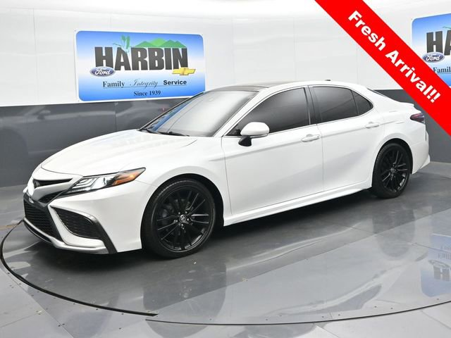 Used 2021 Toyota Camry XSE w/ Navigation Package FWD image 1