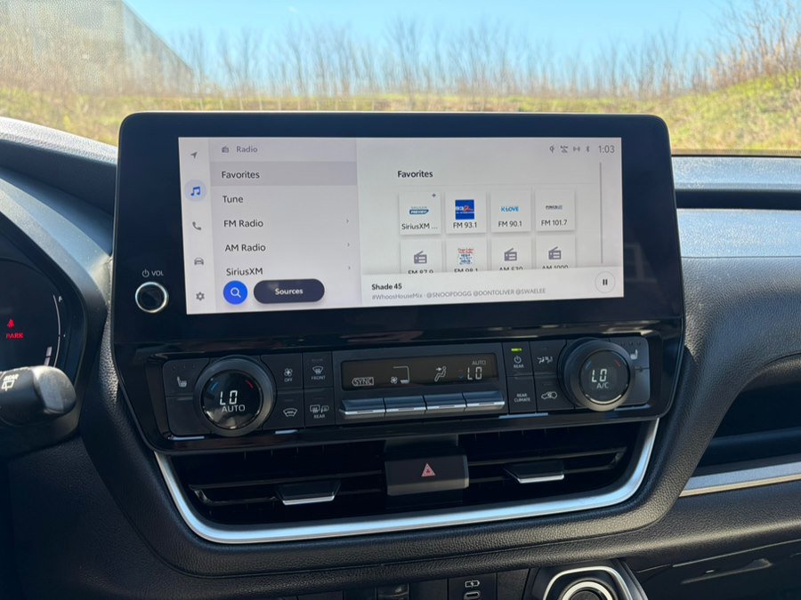 Used 2025 Toyota Grand Highlander AWD image 31