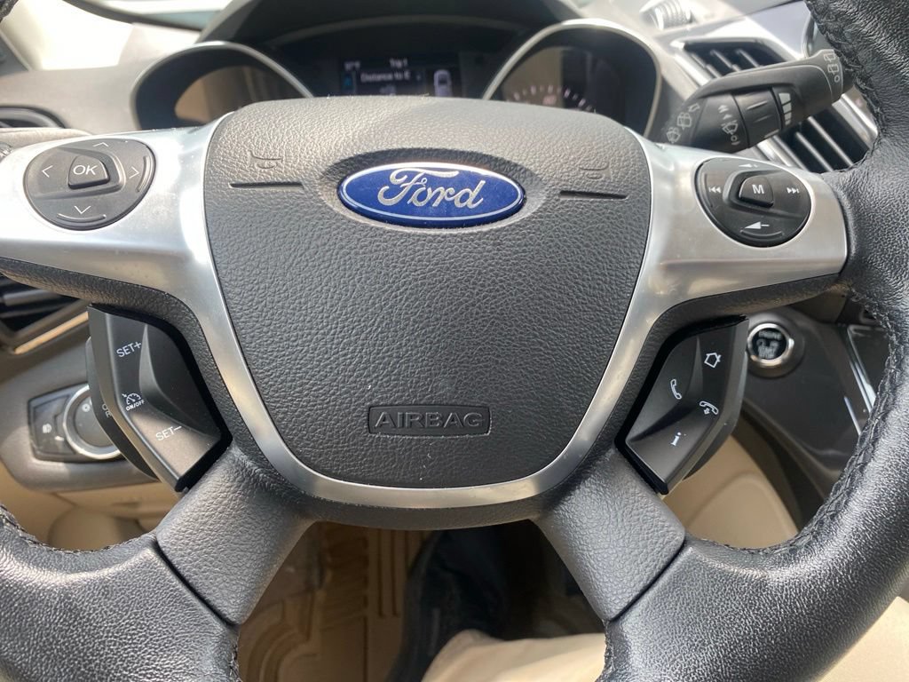 Used 2014 Ford Escape Titanium w/ Equipment Group 401A FWD image 13