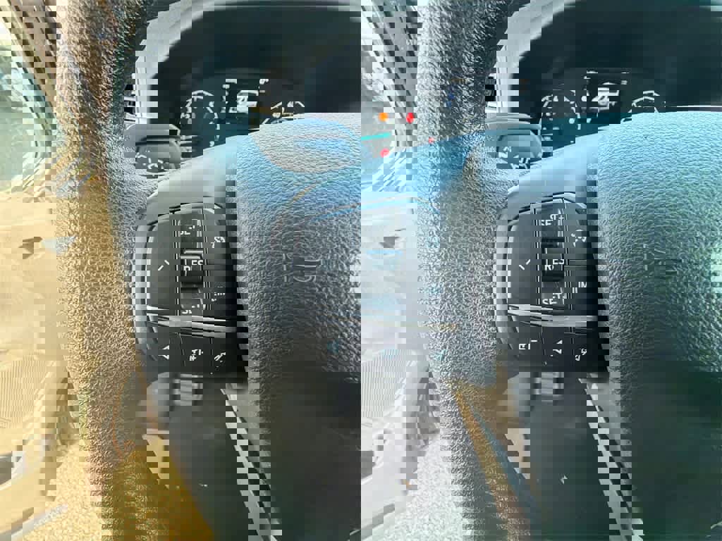 Used 2023 Ford Transit 350 XLT image 22