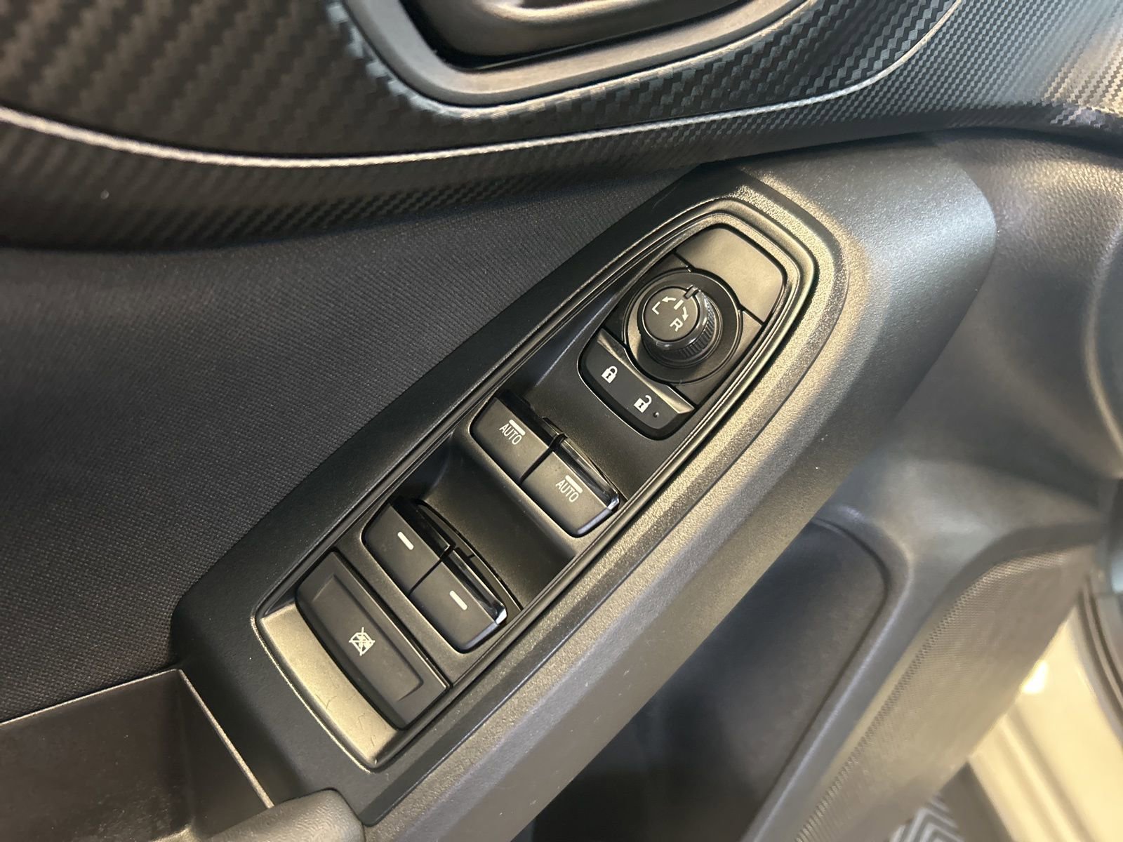 Used 2023 Subaru Crosstrek 2.0i image 13