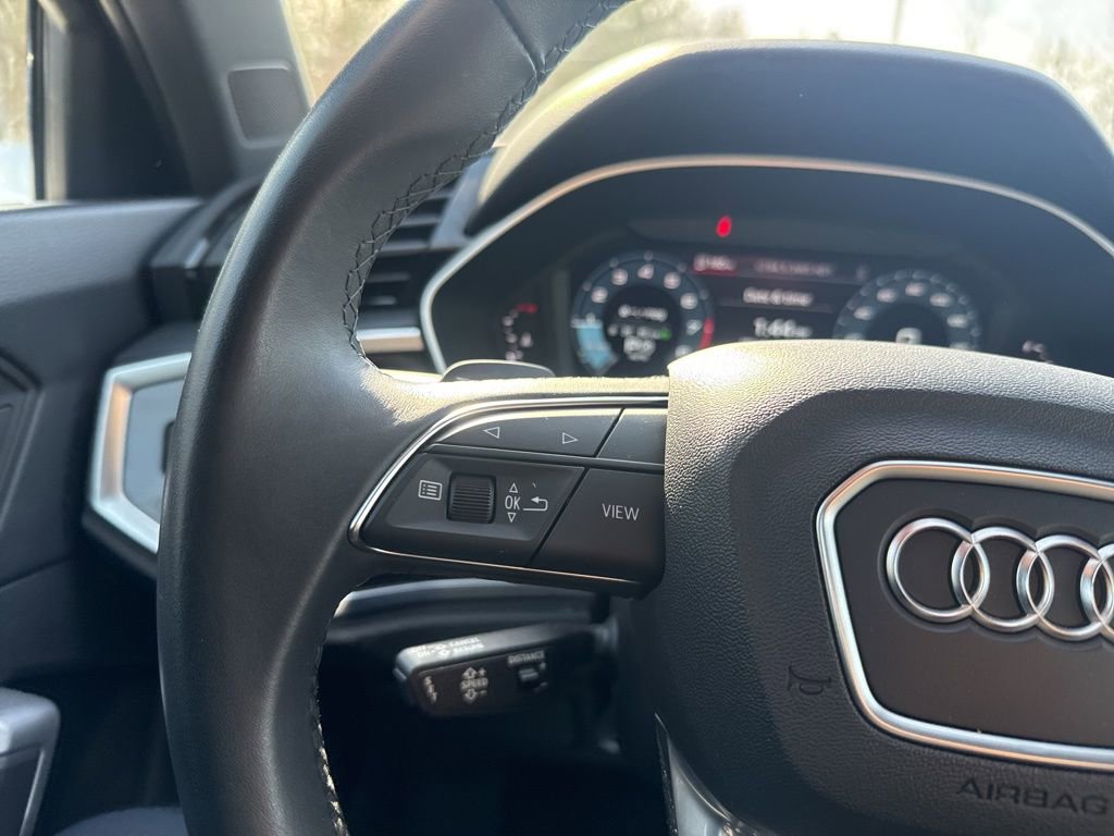 Used 2025 Audi Q3 2.0T Premium image 19