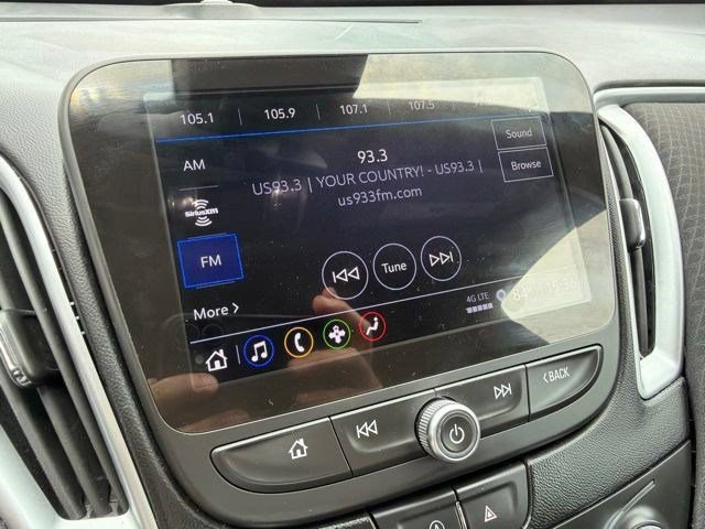 Used 2023 Chevrolet Malibu LT FWD image 21