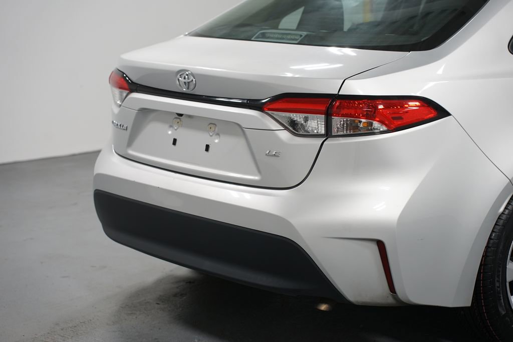 Certified 2024 Toyota Corolla LE image 9