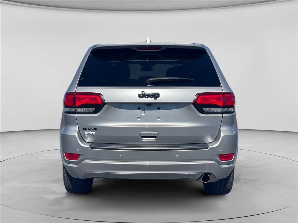 Used 2021 Jeep Grand Cherokee Laredo X AWD/4WD image 6
