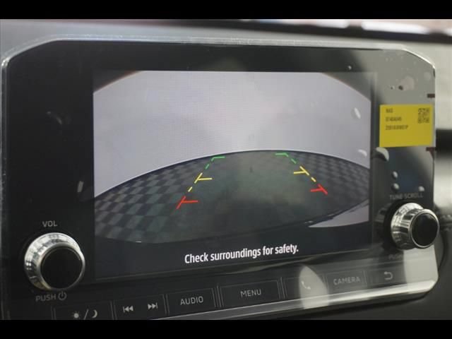 Used 2024 Mitsubishi Outlander ES AWD/4WD image 17