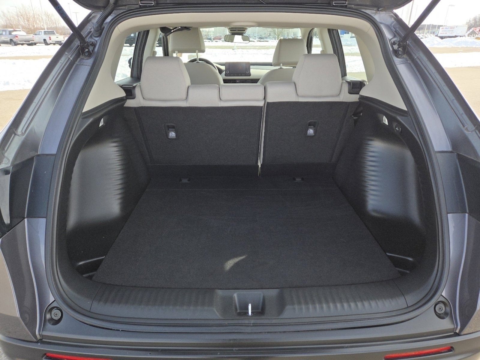 Used 2023 Honda HR-V LX image 17