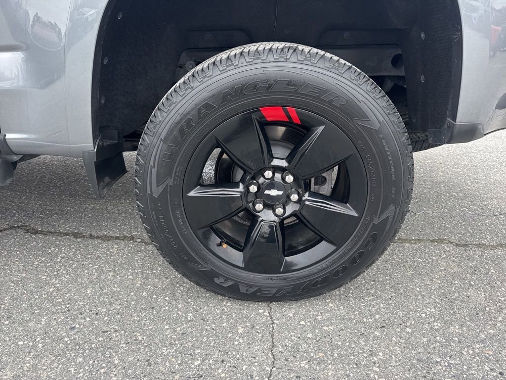 Used 2021 Chevrolet Colorado LT w/ Redline Special Edition RWD image 28