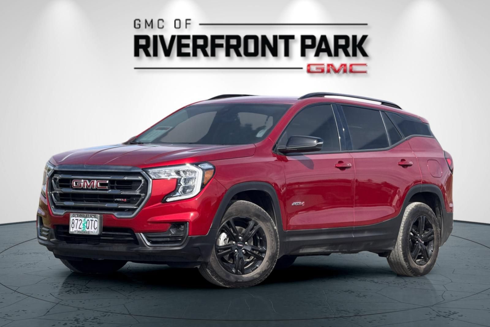 Used 2024 GMC Terrain AT4 w/ LPO, Floor Liner Package AWD/4WD image 7