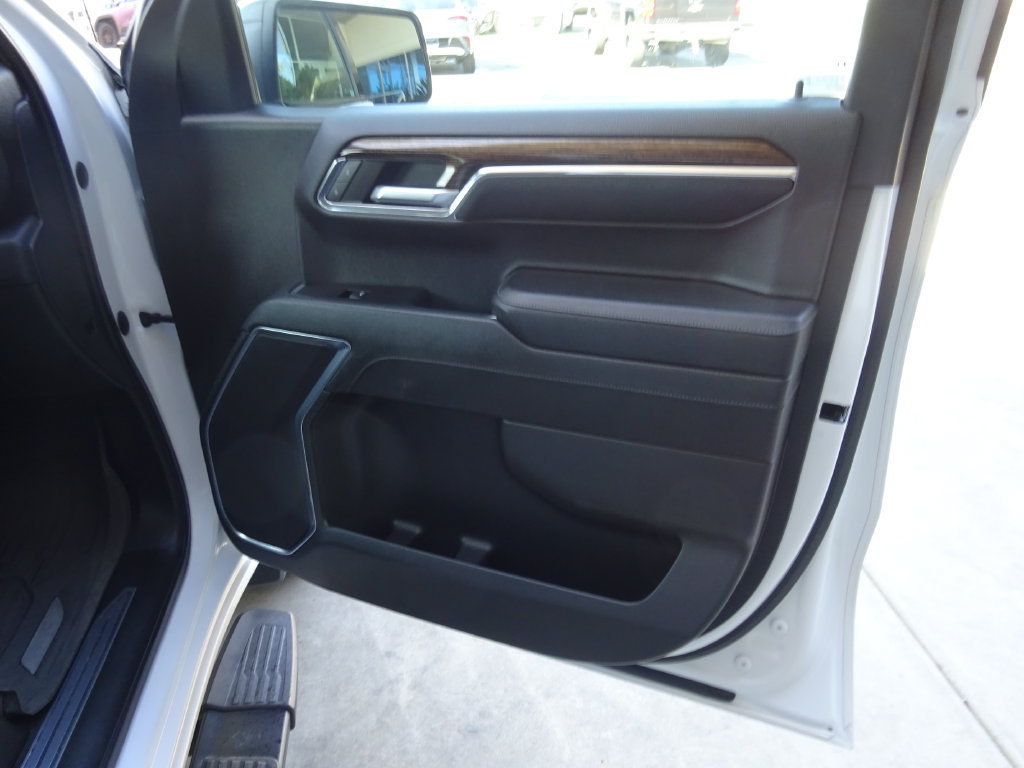 Certified 2024 GMC Sierra 1500 Elevation w/ LPO, Elevation Black Package RWD image 27