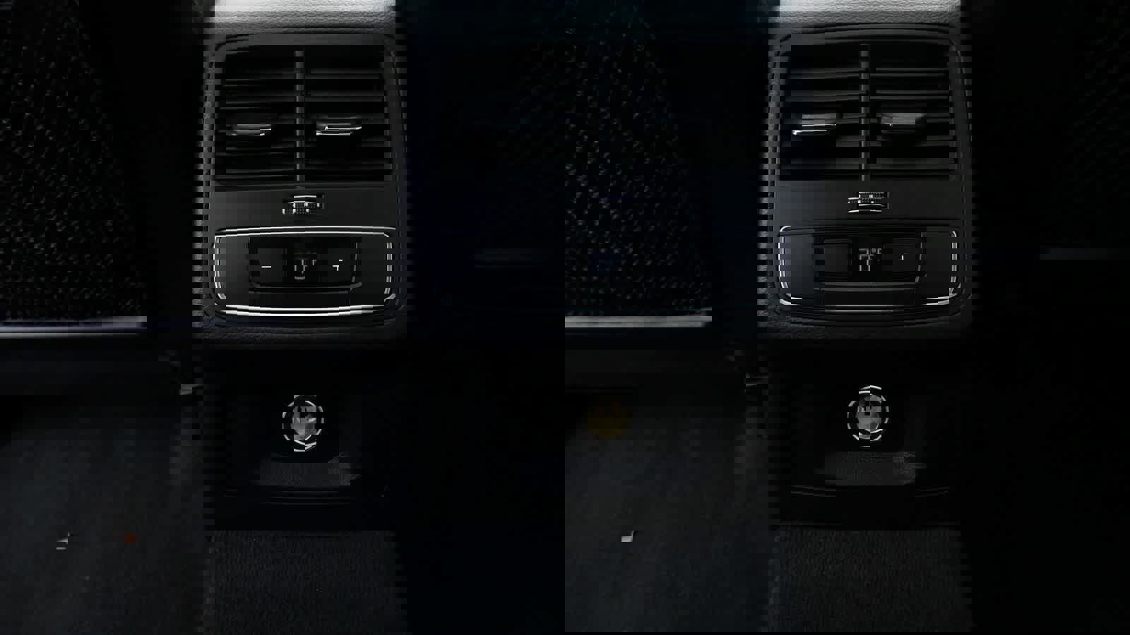 Used 2017 Audi A4 2.0T Premium w/ Convenience Package image 18