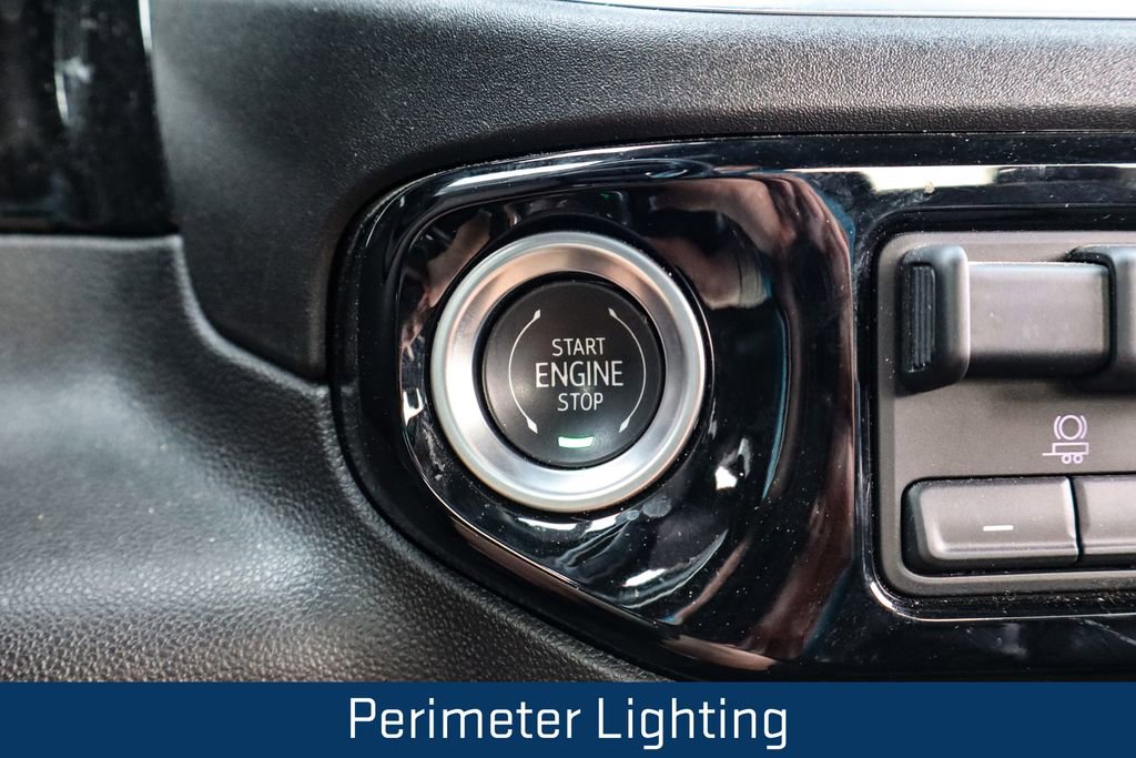 Certified 2025 GMC Sierra 1500 SLT image 24