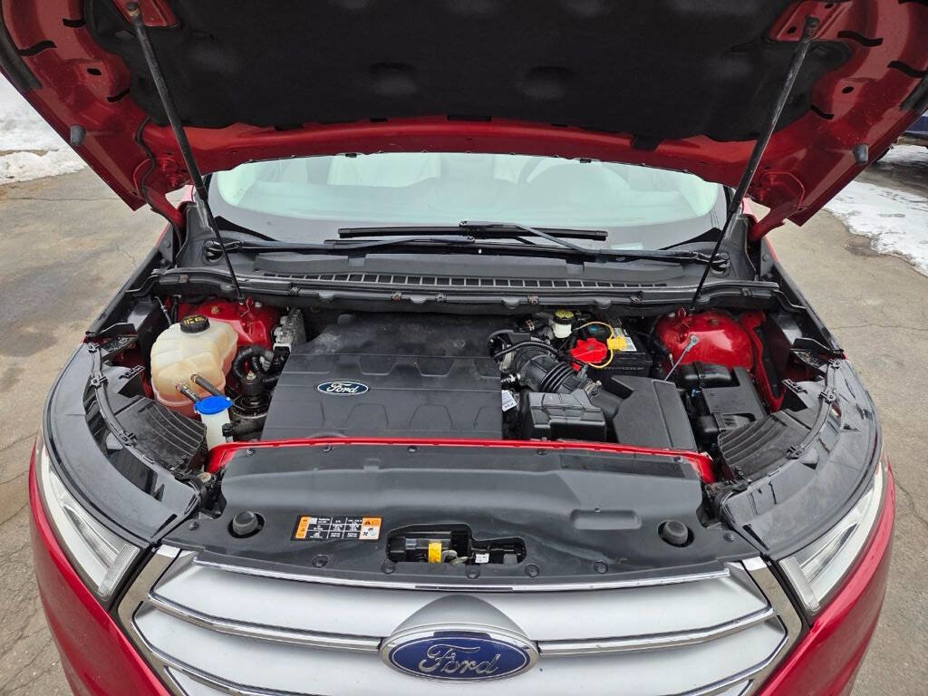 Used 2016 Ford Edge Titanium w/ Technology Package image 9