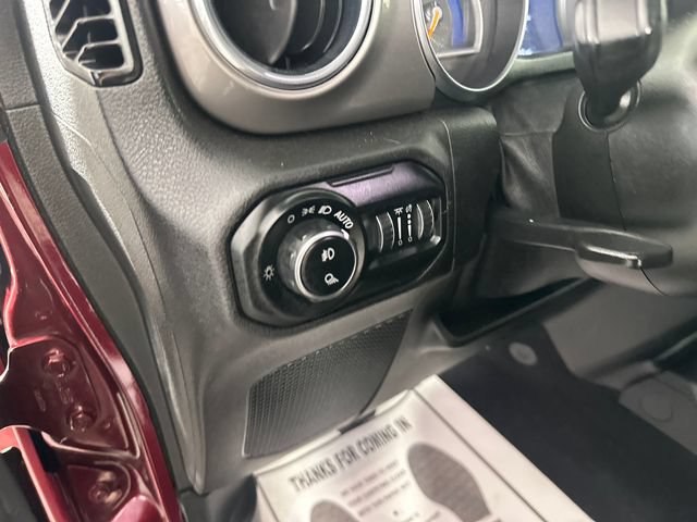 Certified 2021 Jeep Gladiator Overland w/ LED Lighting Group AWD/4WD image 22