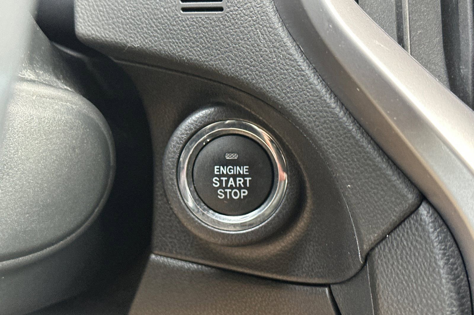 Used 2019 Subaru Ascent Limited w/ Popular Package #3 image 27