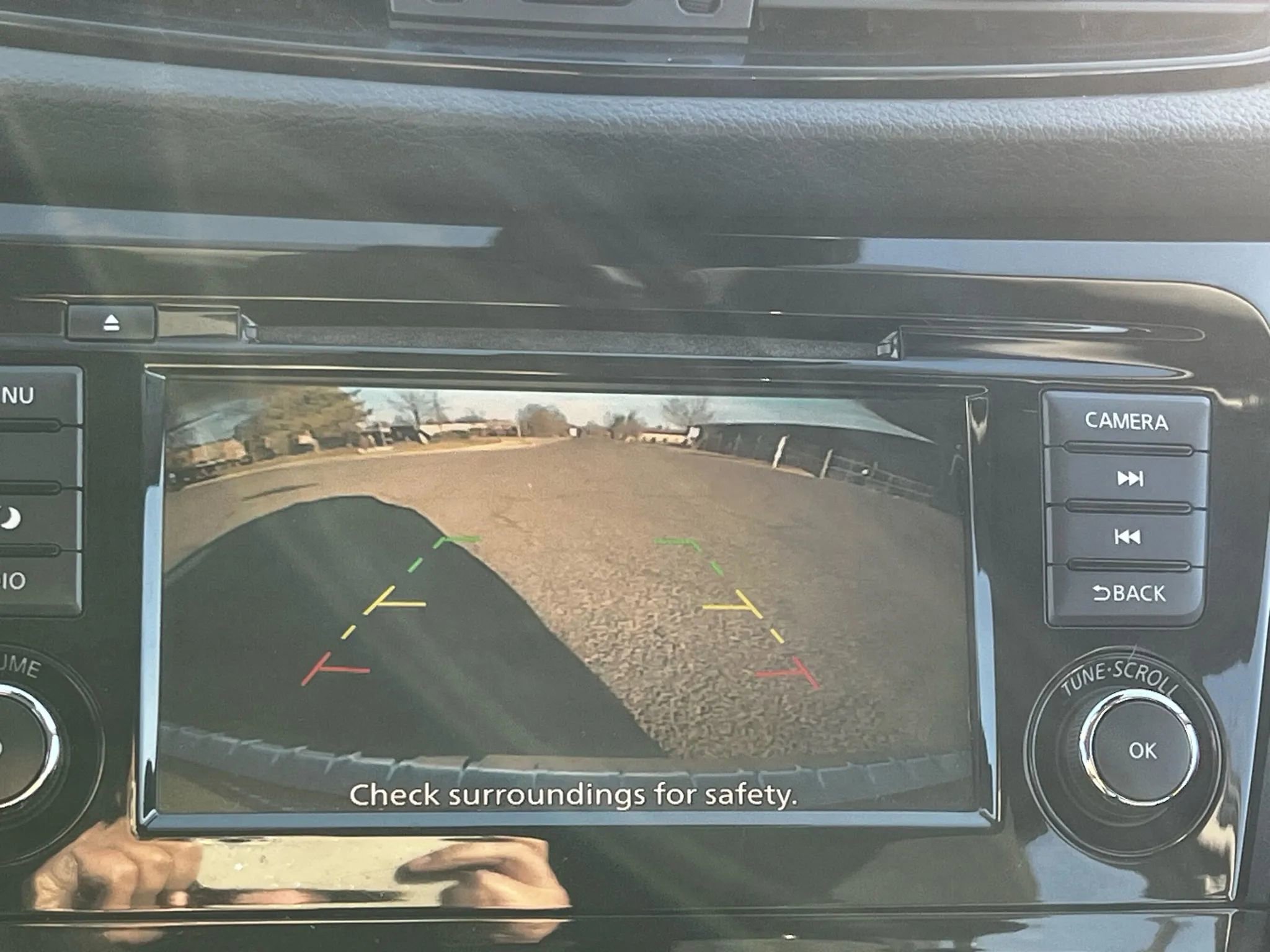 Used 2020 Nissan Rogue Sport SV image 23