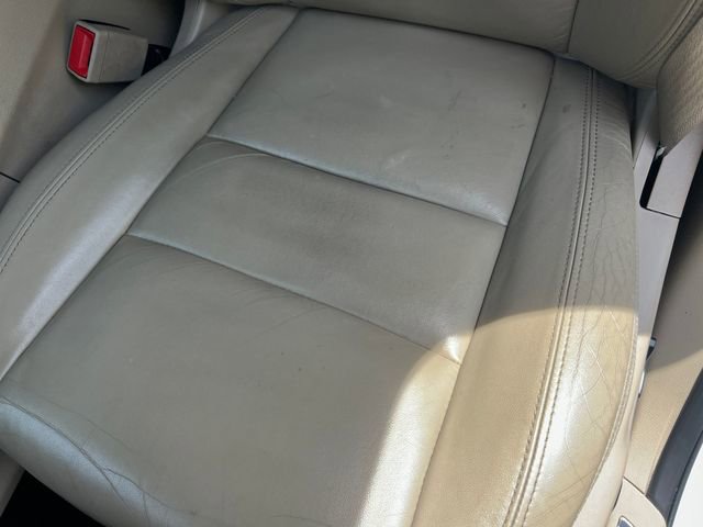 Used 2019 Jeep Grand Cherokee Limited AWD/4WD image 12