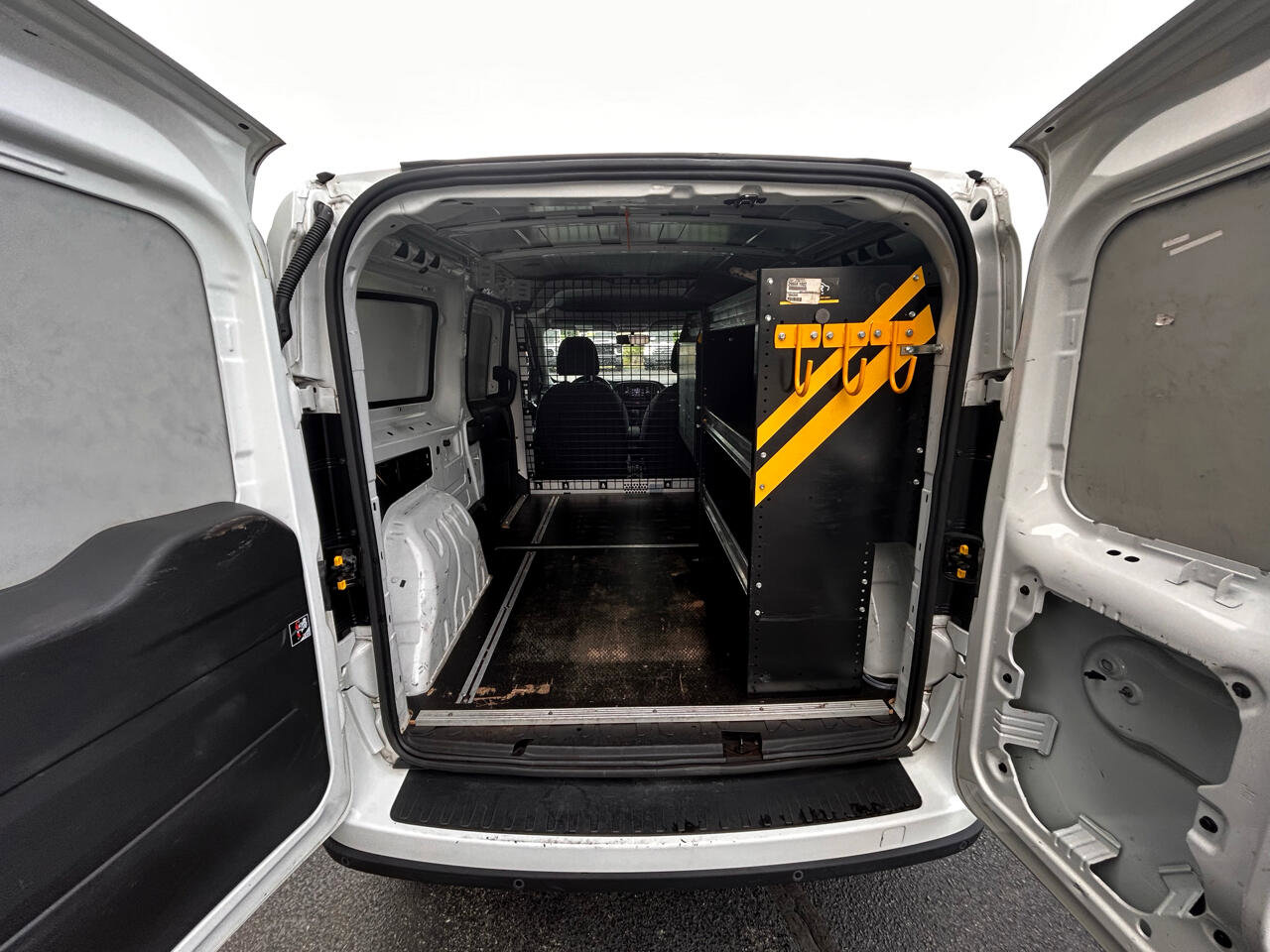 Used 2021 RAM ProMaster City Tradesman SLT image 11