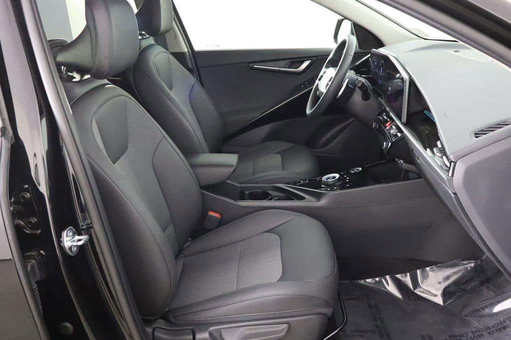 Used 2025 Kia Niro Wind w/ Wind Preserve Package FWD image 18