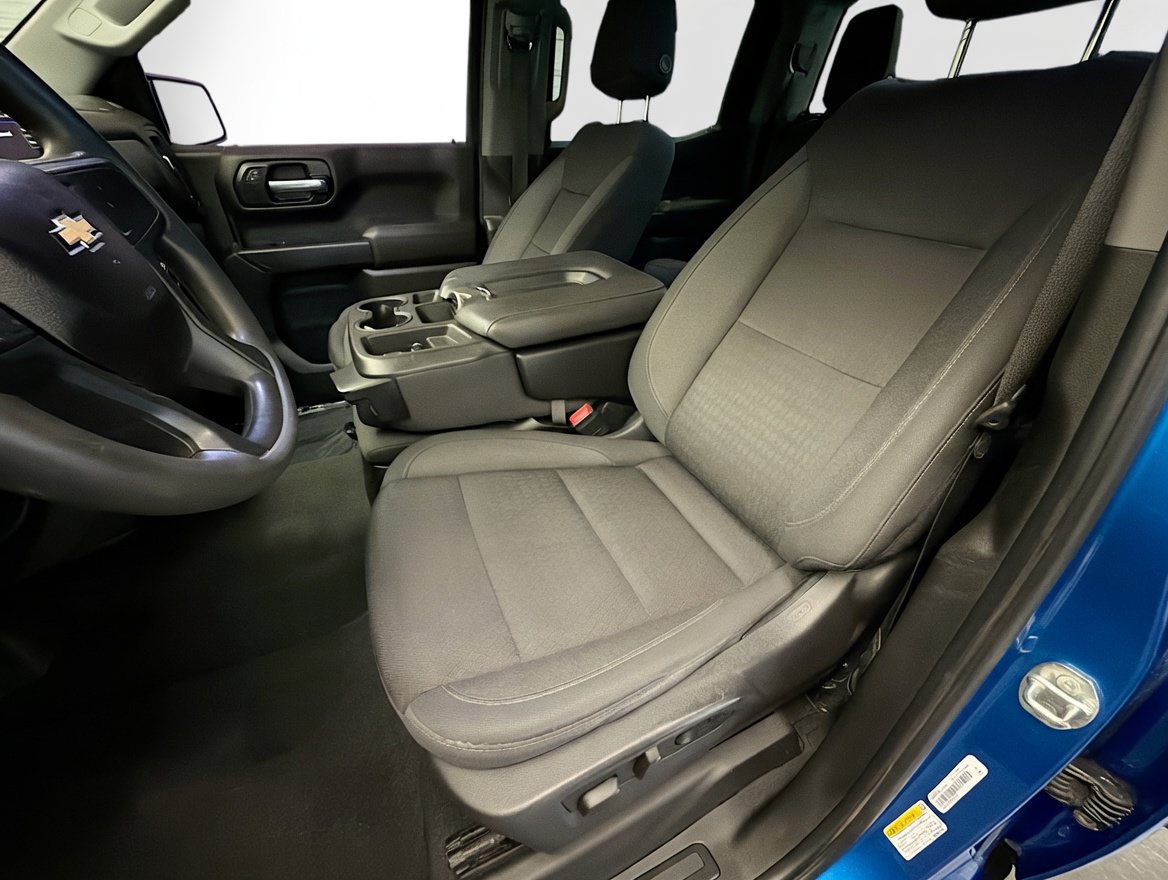 Used 2023 Chevrolet Silverado 1500 Custom RWD image 9