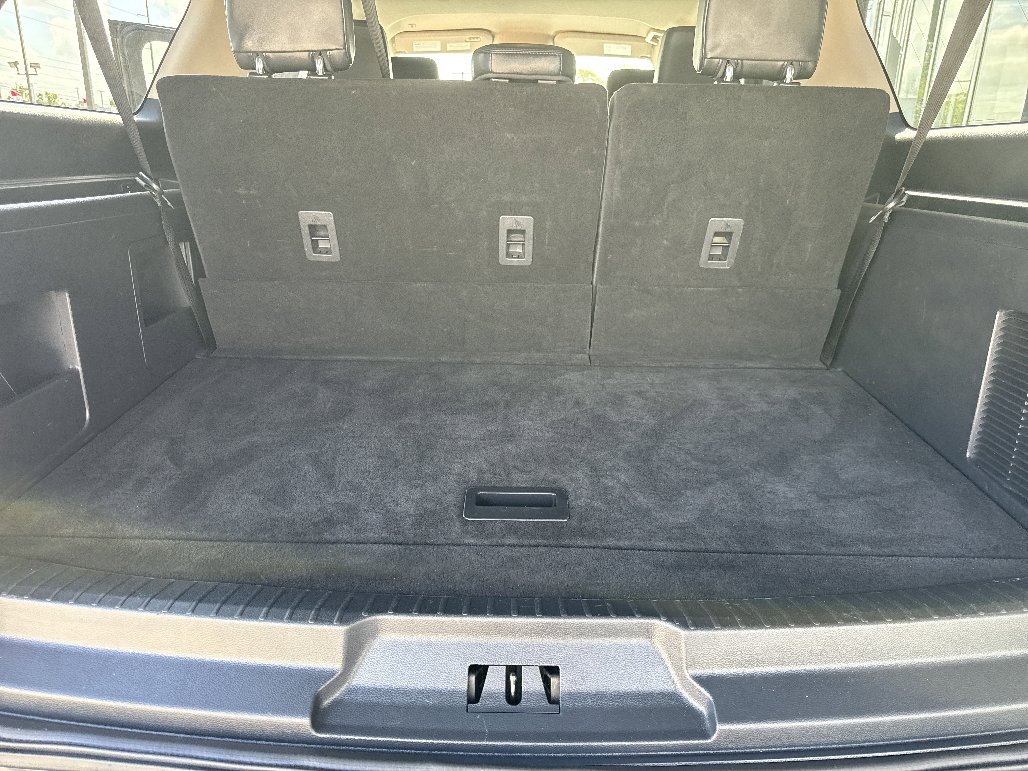 Used 2022 Ford Expedition Max XLT image 14