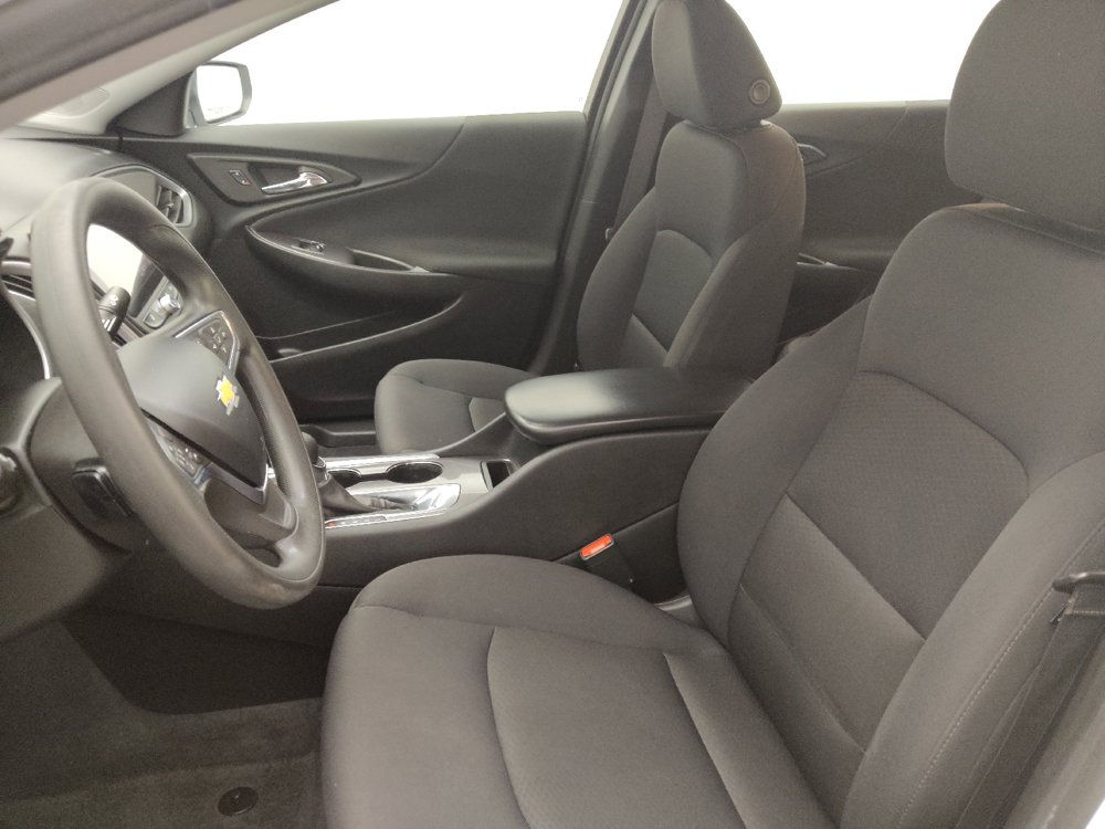 Used 2022 Chevrolet Malibu LS w/ Driver Confidence Package II FWD image 17