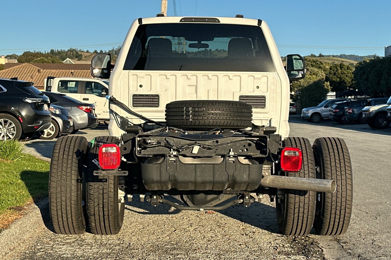 Used 2024 Ford F350 XLT AWD/4WD image 4