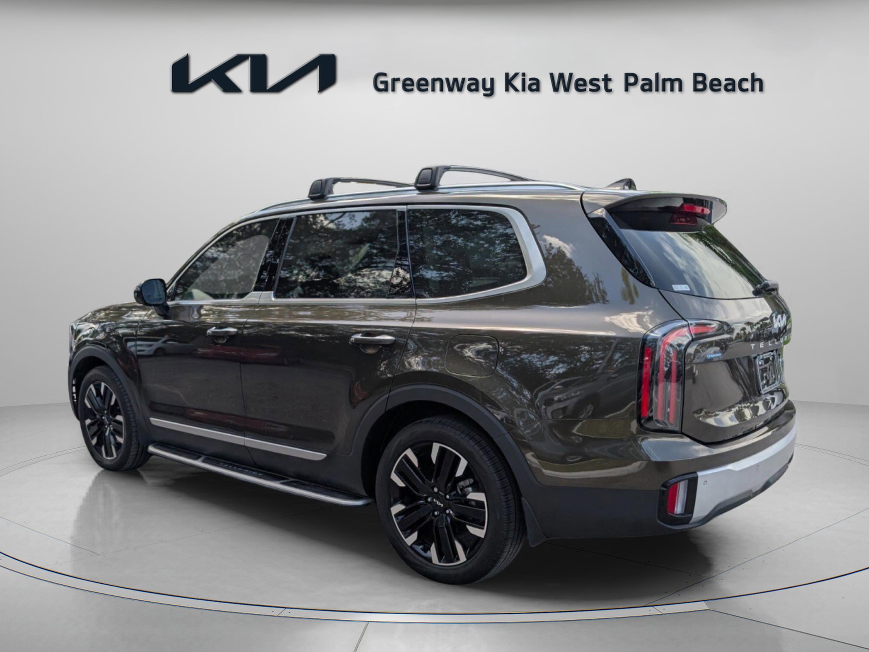 Used 2024 Kia Telluride SX FWD image 5