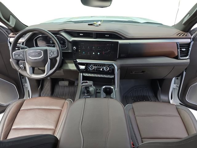 Used 2024 GMC Sierra 1500 Denali w/ Denali Reserve Package image 9